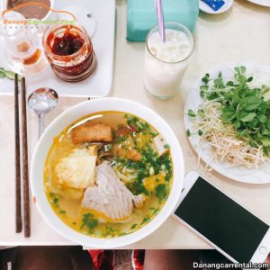 Being Enchanted With Da Nang street food