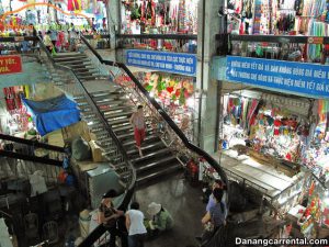 About Dong Ba Market