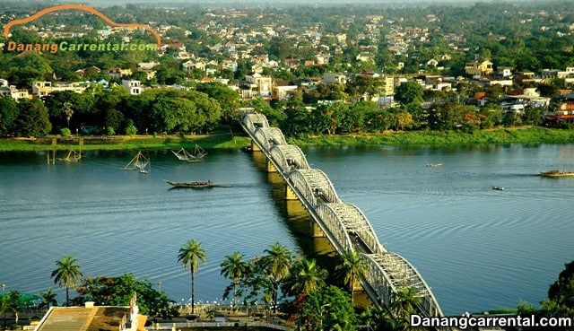 Huong river - hue